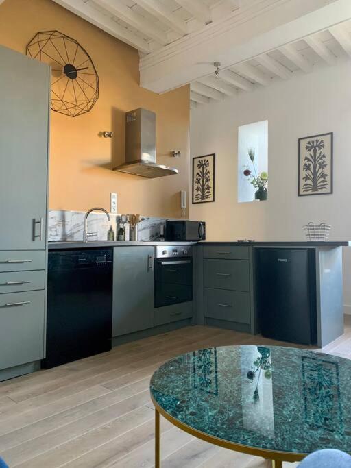 Appartement Renove De Caractere/ Parking Prive Saint-Rémy-de-Provence Εξωτερικό φωτογραφία